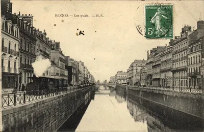 Rennes — Les quais. L.H.R.
