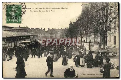 Rennes — La Place des Lices, un jour de Marché — E. Mary Roussellière, édit., Rennes