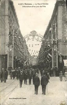 CPA Rennes La Rue D Estrees Decorations d un jour de fete