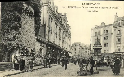 Rennes — Ce qui reste des Remparts (XVe siècle) — Rue Rallier — Éditeur E.P.D. n°38