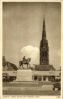 Coventry, Estátua de Godiva e Espira da Catedral — Fotoquímica, V3605