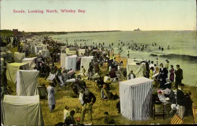 Sands, Olhando para o norte, Whitley Bay — British Production