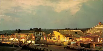As Iluminações, Barry Island — vista noturna — The Illuminations, Barry Island PT23744