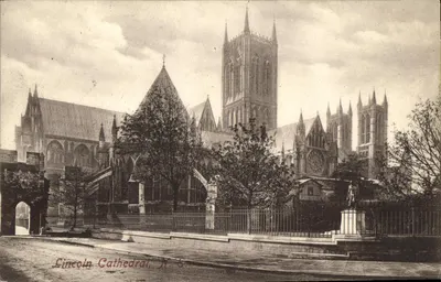 Catedral de Lincoln — vista panorâmica — N.S. (Série Frith's)