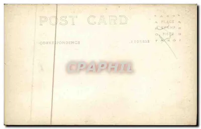 Homem de pé em um lago — montanhas no fundo — carta postal anônima — Verso