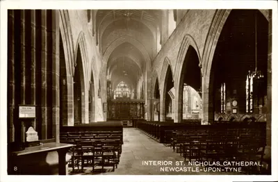 Interior da catedral de São Nicolau — Newcastle-upon-Tyne — editor NICHOLSON & CO. n°8