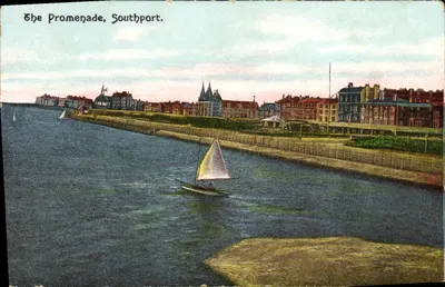 A Promenade, Southport. — Vista da promenade e do porto com vela — editor desconhecido, número de série não visível