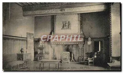 Montreuil-Desvignes — Intérieur du Salon — ND Phol.
