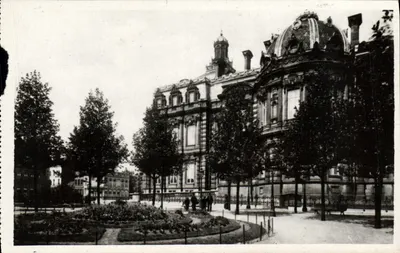 Praça do Hotel de Ville — Tourcoing — Edição Vve Lucien TOLLET, Lille
