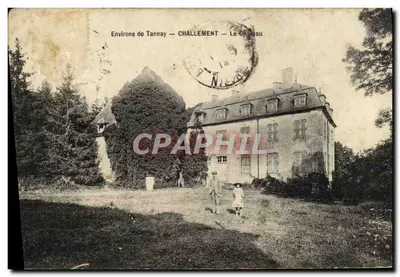Arredores de Tannay — CHALLEMENT — O Castelo