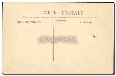 Traje Normando — mulher usando traje tradicional normando com chapéu alto e vestido bordado — Besnier, fot. Lisieux, n° IX — Verso