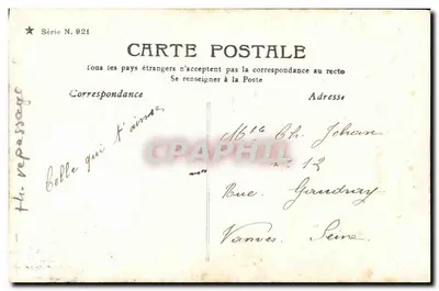La lavandera — La primera visita no podía ser otra que la de un joven apuesto — Ladrey-Disdéri, París, serie N. 921 — Reverso