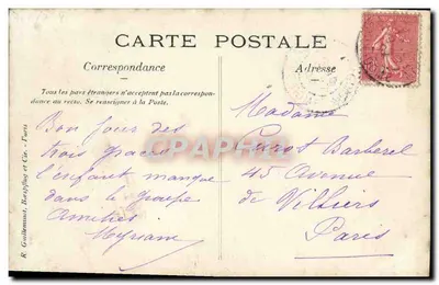 Três jovens mulheres em traje da época — R. Guilleminot, Basiffling et Cie - Paris — Verso