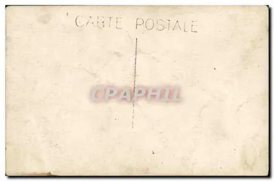 Groupe de soldats — devant un bâtiment — éditeur inconnu, n° 9 visible — Rückseite