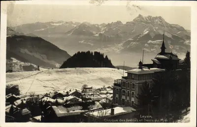 Leysin — Clínica dos Freixos e Dentes do Meio-Dia — Edição Art. Perroche, Lausanne, n°2399