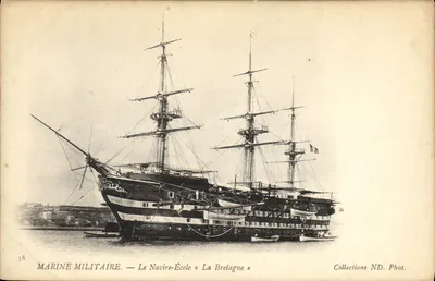 Marinha Militar — O Navio-Escola « La Bretagne » — Coleções ND. Fot.