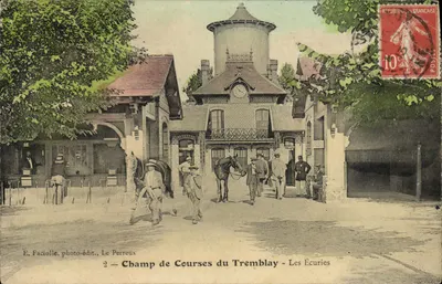 Champ de Courses du Tremblay — Les Écuries — E. Faciolle, photo-édit., Le Perreux