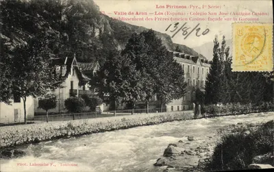 Vale de Aran — Lès (Espanha) — Estabelecimento dos Irmãos (antigo Casino) fachada sobre a Garonne — Fot. Labouche F., Toulouse