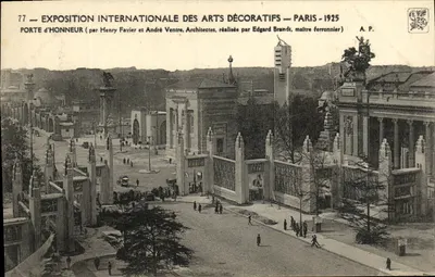 Porte d'Honneur — Exposition Internationale des Arts Décoratifs — Paris 1925 — par Henry Favier et André Ventre, réalisée par Edgard Brandt, maître ferronnier