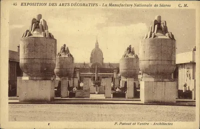 Exposição dos Artes Decorativas - A Manufatura Nacional de Sèvres - P. Patout e Ventre, Arquitetos
