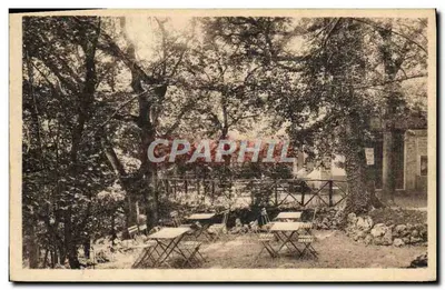 As Terras do Chalet-Restaurante — Arcy-sur-Cure (Yonne) — A. Joublin