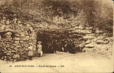 CPA Arcy Sur Cury Entree des Grottes