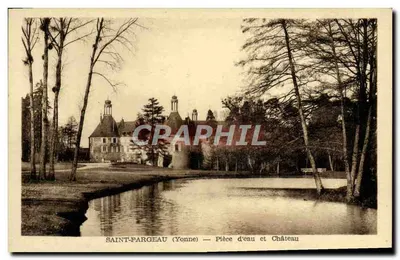 Saint-Fargeau (Yonne) — Lago e Castelo