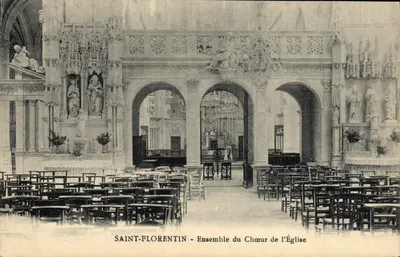 Saint-Florentin - Conjunto do Coro da Igreja