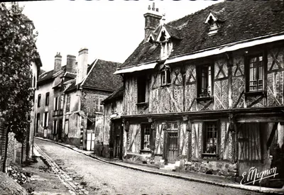 Saint-Julien-du-Sault — Casa de Madeira do Século XVI — E. Mignon