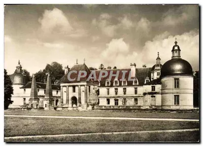Tanlay — O Castelo (XVI-XVII) — Serviço Comercial de Monumentos Históricos - Paris