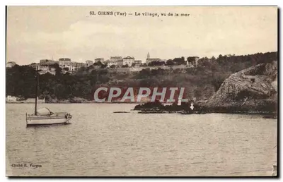 Giens (Var) — O vilarejo, visto do mar — Cliché E. Vargos, n°63