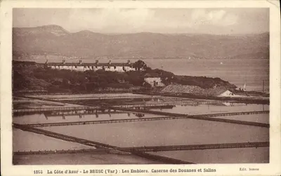 Le BRUSC (Var) : Les Embliers. Depósito das Alfândegas e Salinas — Edit. Simon