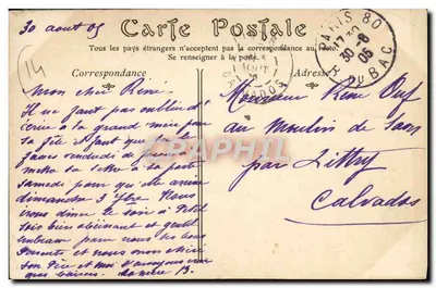 Bayeux — La Estatua de Alain Chartier — Reverso