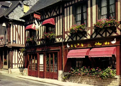 Au Caneton — Restaurant à Orbec — éditeur Arnaud Frères - Nantes