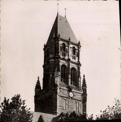 Orbec (Calvados) — Tour de l'église Notre-Dame (XVIe s.) — Photo-Edition KOCH