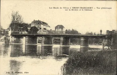 As margens do Orne em Thury-Harcourt — Vista pitoresca sobre o Rio e o Castelo — Lib. H. Ermice, Vitre