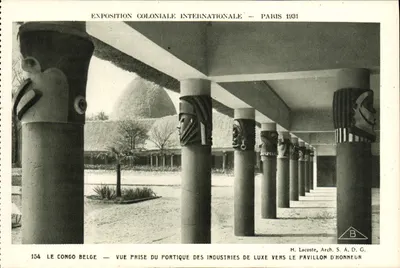 O Congo Belga — Vista tirada do portão das Indústrias de Luxo em direção ao Pavilhão de Honra — Exposição Colonial Internacional, Paris 1931