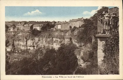 Bozouls — A Cidade na Beira do Abismo — Edit. Léon Vinchès