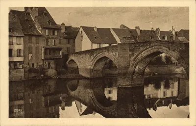 Espalion — O Pont gothique do século XIII — Arts Graphiques Toulouse