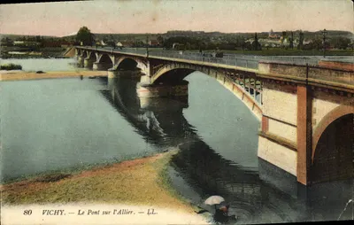 Bilhete postal antigo Vichy O ponte sobre o Allier