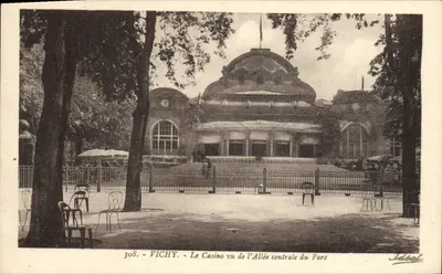 Vichy - O Casino visto da Avenida Central do Parque — Ideal, n° 308