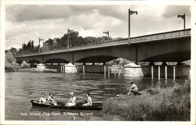 Vichy — O Ponte Aristide Briand — Edição do Hotel de Ville