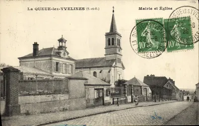 La QUEUE-LEZ-YVELINES (S.-et-O.) — Mairie et Église — Éditeur non identifié