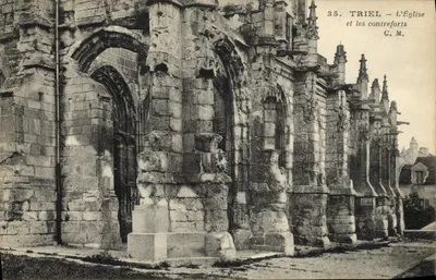 Triel — A Igreja e os contrafortes — C. M.