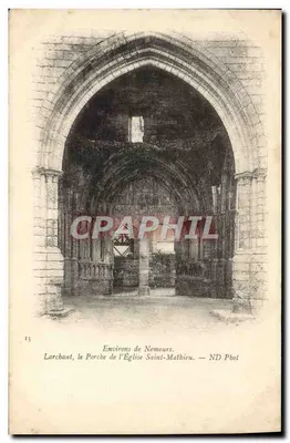 Larchant, o Portal da Igreja de São Mateus — Environs de Nemours — ND Pbot