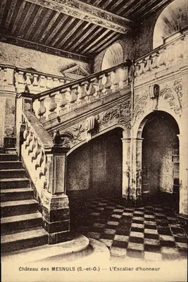 Castelo dos MESNULS (S.-et-O.) — A Escada de Honra