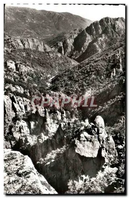 Gorges do Chassezac — Vistas do Belvedere da Guarda — Les Éditions de l'Économie, Bron (Rhône)