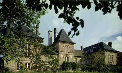 Castelo de Treignac — Corrèze — Edições Mexichrome