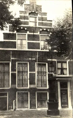 Voorschoten - Ambachtshuis — editor Boekhandel en Drukkerij Volkers