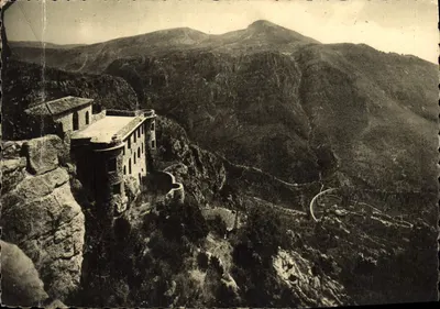 Bilhete postal moderno Gourdon Velho Castelo E Vale Do Loup